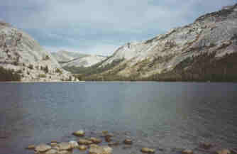 lago_en_yosemite
